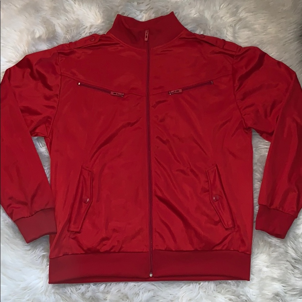Men’s light weight sweater